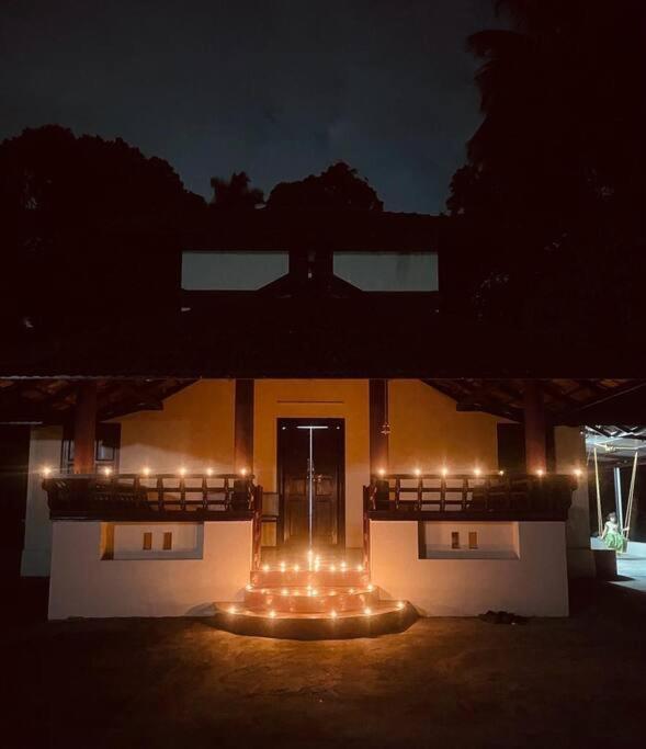 Neermathalam, A Traditional Kerala Tharavadu Villa Palakkad Exterior photo